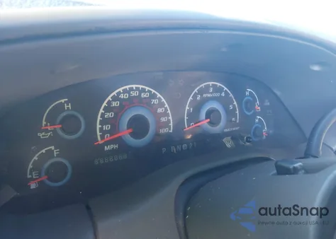 2000 Ford F-150 Lariat/Xl/Xlt z USA, uszkodzony, nr VIN 2FTRX08L4YCA22055